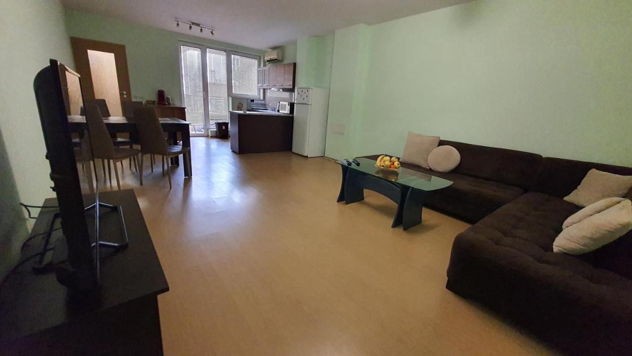 Minimalistic 1br Flat With A Parking Spot Apartament Varna